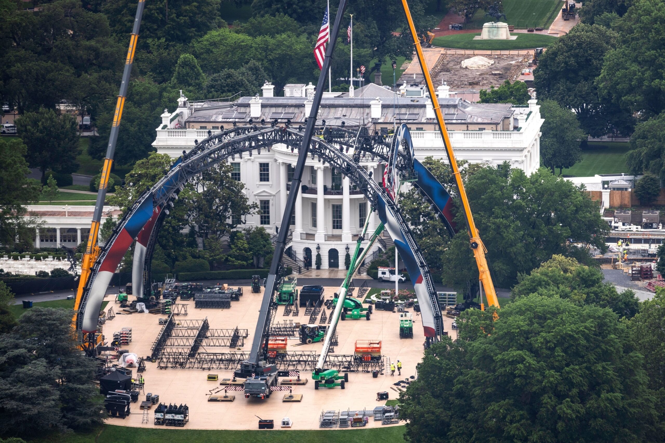Construction underway on UFC Octagon at White House for Flag Day fights