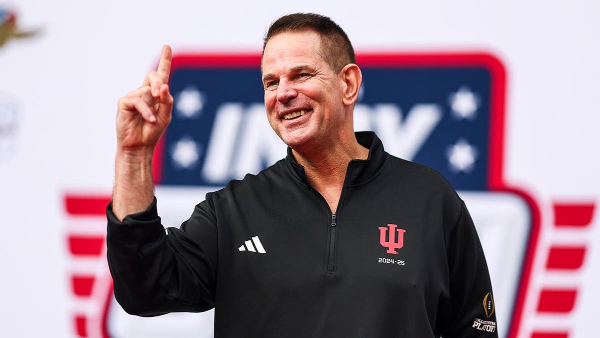 Curt Cignetti jokes he had to 'coach the hell out' of undefeated Hoosiers to be Indy 500 pace car driver