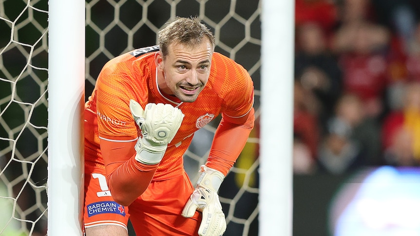 Kiwi goalkeeper gets bride's blessing to ditch wedding for World Cup