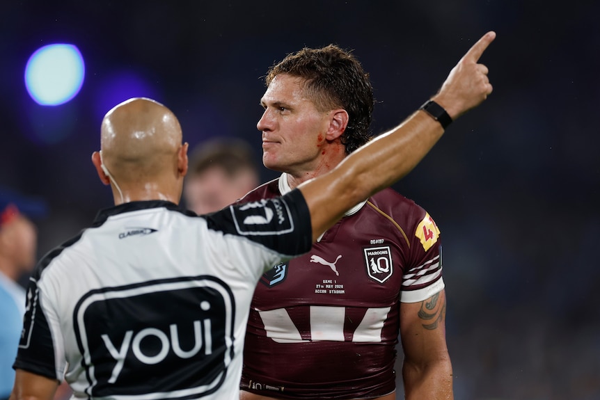 Maroons let 20-0 lead slip in Origin I after Kalyn Ponga sent off late