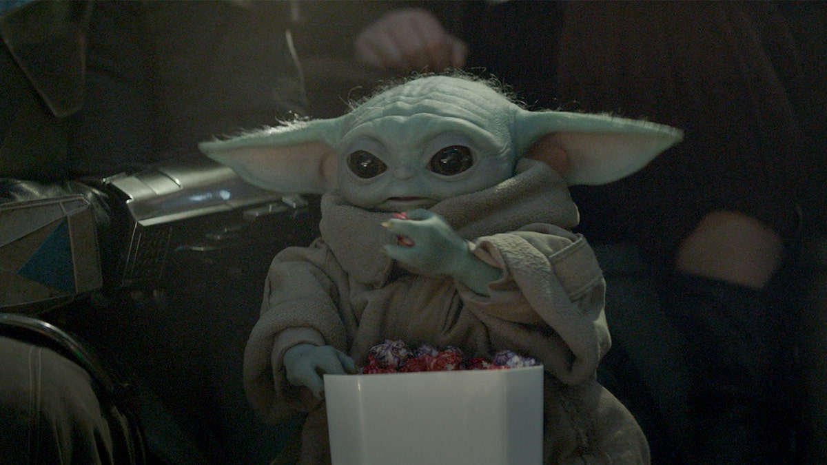 Mandalorian and Grogu still