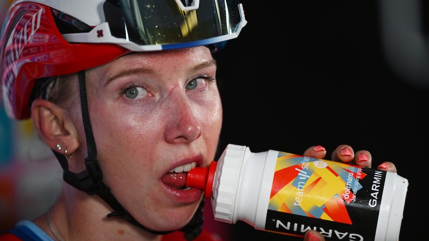 Team 'astonished' as rider kicked out of Giro d'Italia Women